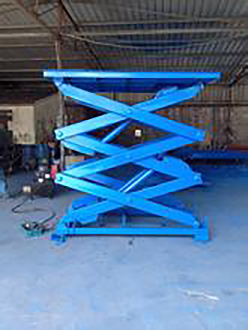 Single shear fork lift
